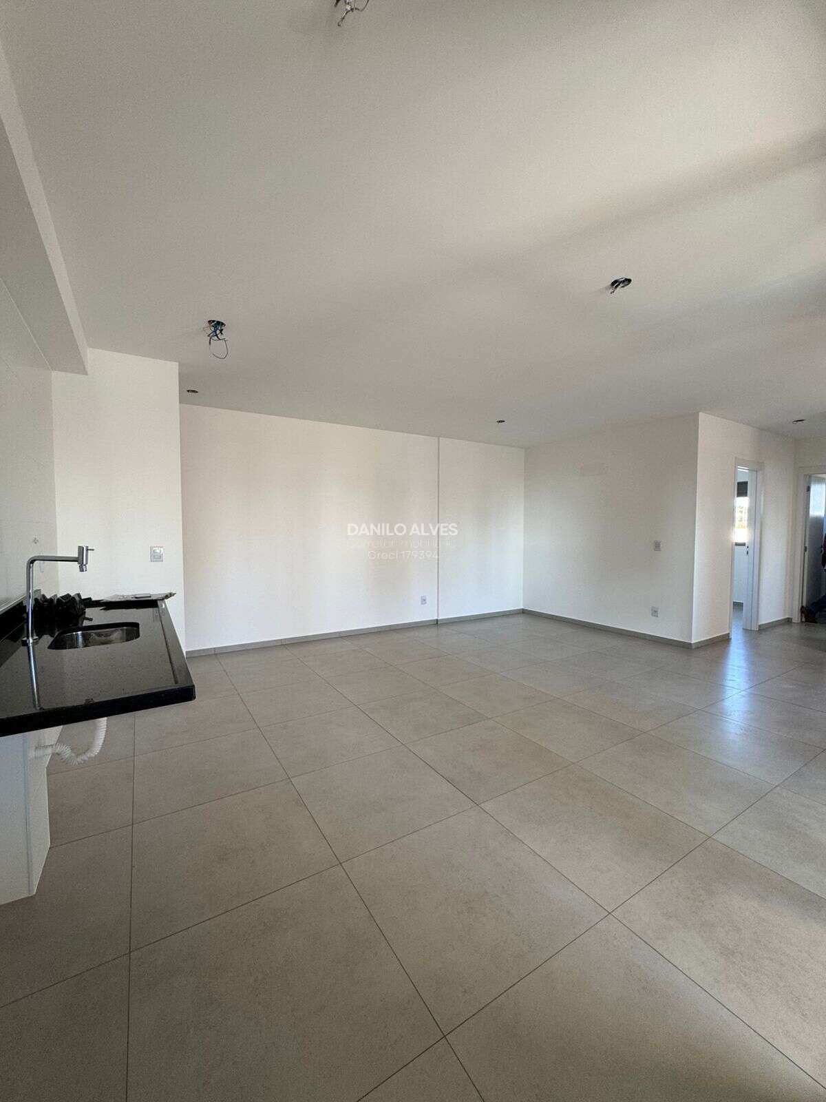  - Apartamento à venda, no Edifício Magnólia,  em Ribeirão Preto, com 2 quartos, 82,55m²