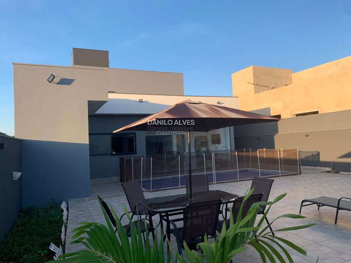  - Casa de condomínio à venda, no Vista Bela, , com 3 quartos, 207m²