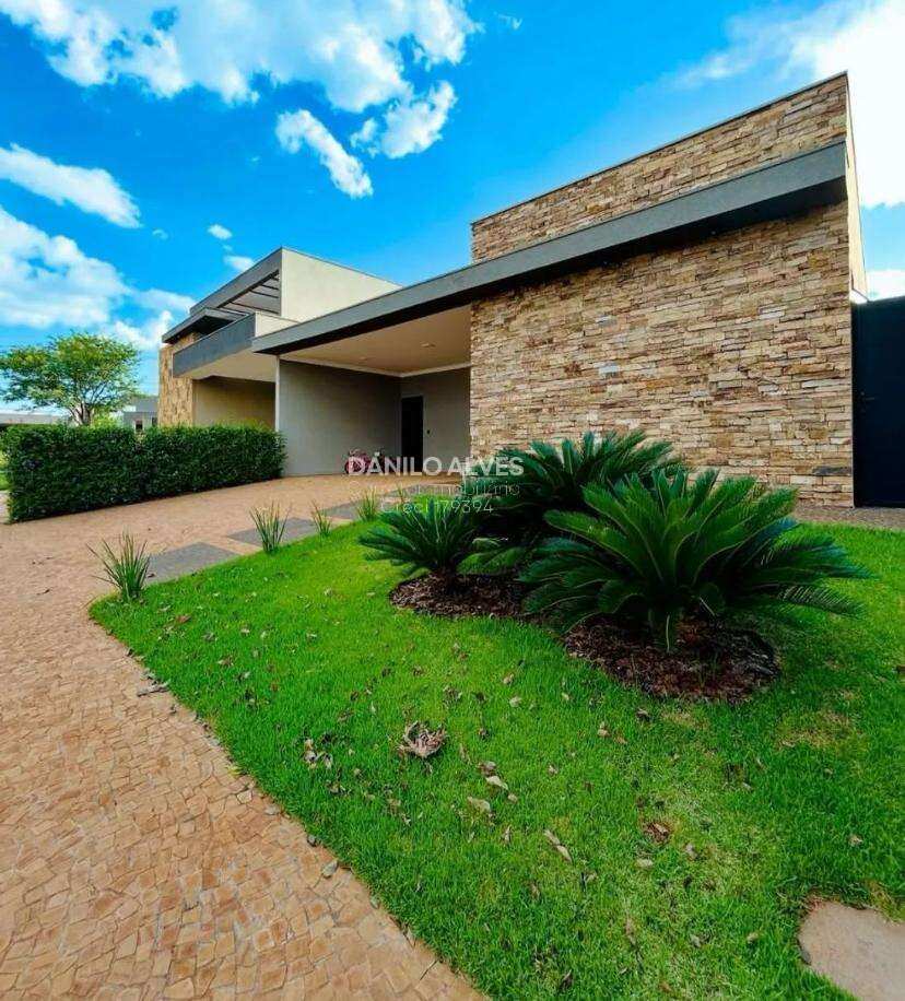 Casa de condomínio à venda, no Quinta dos Ventos, , com 3 quartos, 187m² - Transformando sonhos em realidade!